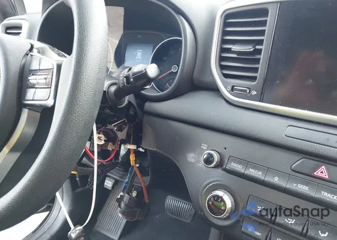 2020 Kia Sportage Lx z USA, uszkodzony, nr VIN KNDPM3AC2L7817043